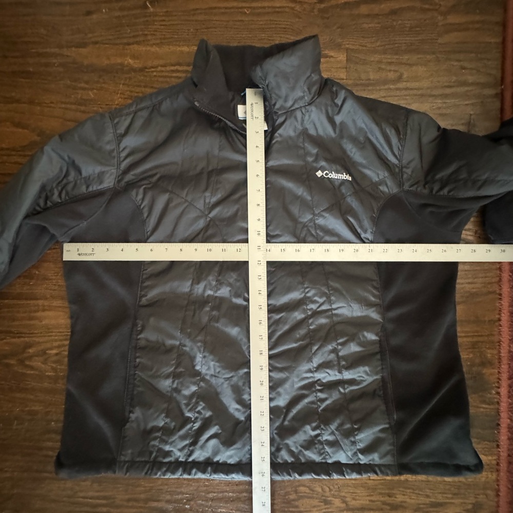 Columbia Black Performance Jacket - Picture 7 of 10